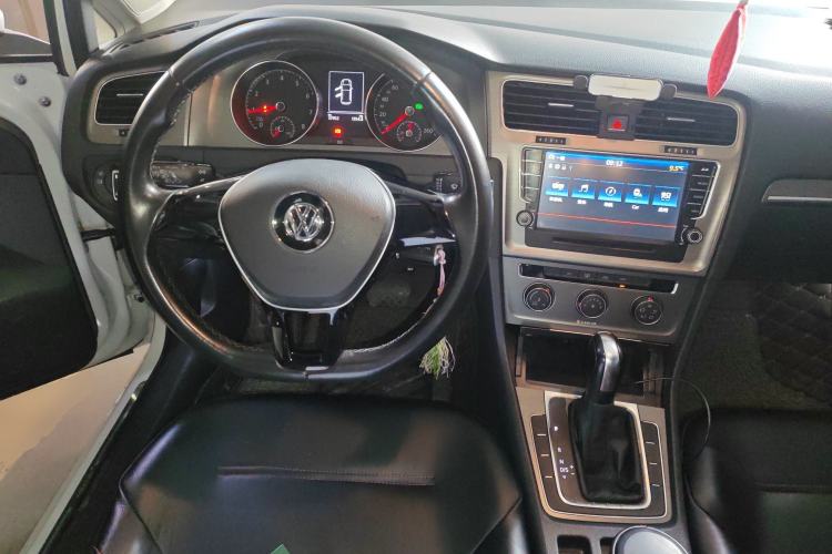 Used Volkswagen Golf 2016 1.6L Automatic Comfort Model
