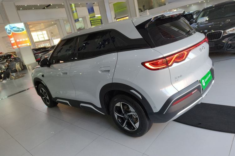 Used BYD Yuan UP 2025 Intelligent Driving Version 401 km Leading Edition