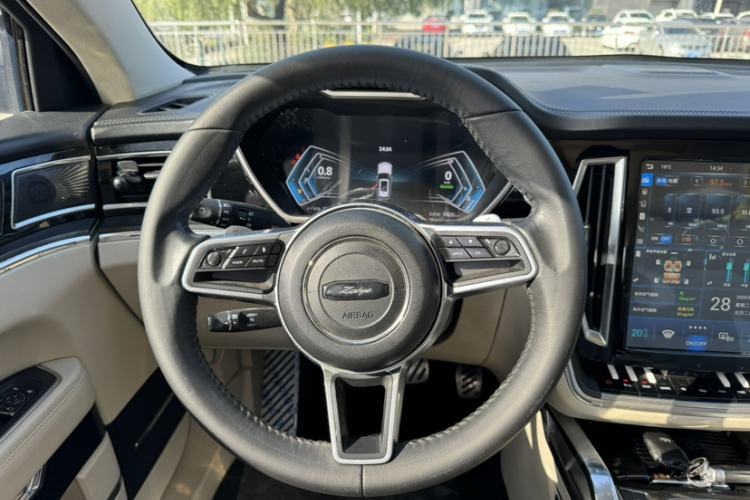 Used Zotye T700 2017 1.8T Dual-Clutch Prestige Model