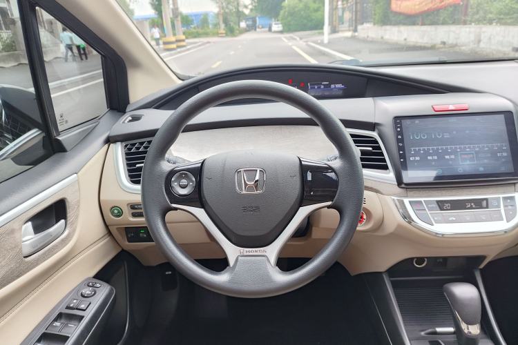 Used Honda Jade 2017 1.8L automatic Comfort version 5 seats