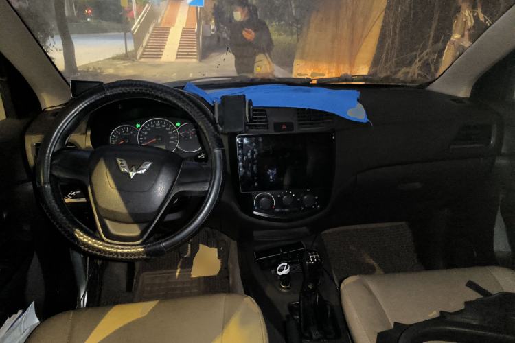 Used Wuling Hongguang 2014 1.2L Standard Model China IV