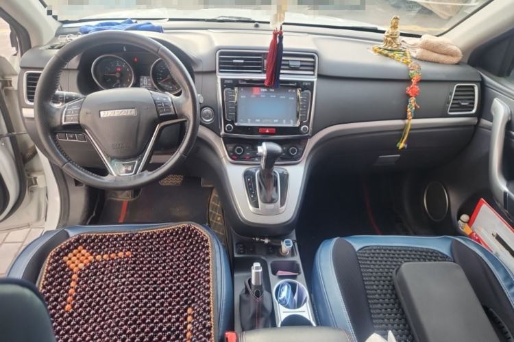 Used Haval H6 2017 Red-Label Sport Edition 1.5T Automatic Two-Wheel Drive Luxury Model Center Console