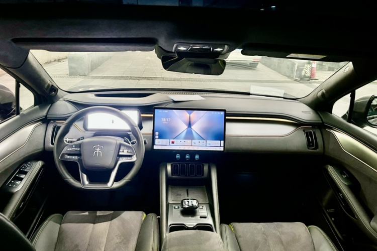 Used BYD Song L EV 2025 Intelligent Driving Version 602 km Range LiDAR-equipped All-Wheel-Drive Type