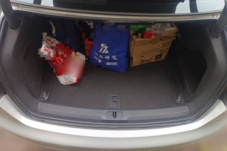 Used Audi A4L 2015 35 TFSI Automatic Comfort Model Trunk