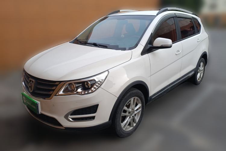 Used Baojun 560 2016 1.8L Manual Comfort Edition