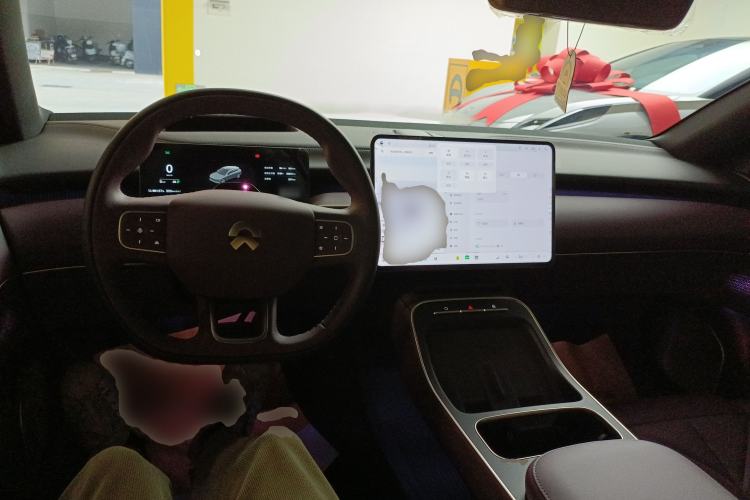 Used Nio ET5T 2025 100kWh Touring Center Console