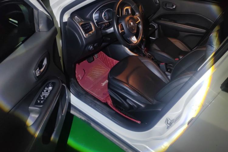 Used Jeep Compass 2017 200T Automatic Family Edition
