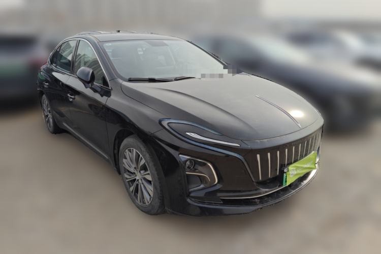Used Hongqi E-QM5 2022 431 km Charge & Enjoy Edition Front Right 45 Deg