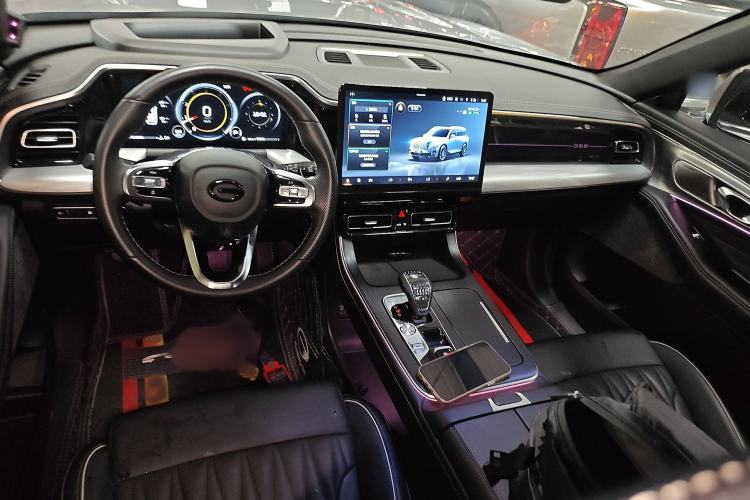 Used GAC Trumpchi GS8 2022 Flagship Series 2.0 TGDI Four-Wheel Drive Luxury Smart Connectivity Version (6 Seats)
