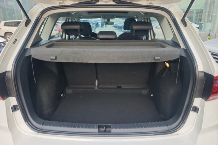 Used Volkswagen Tharu 2020 280TSI Two-Wheel Drive Comfort Edition China VI Standard Interior 7