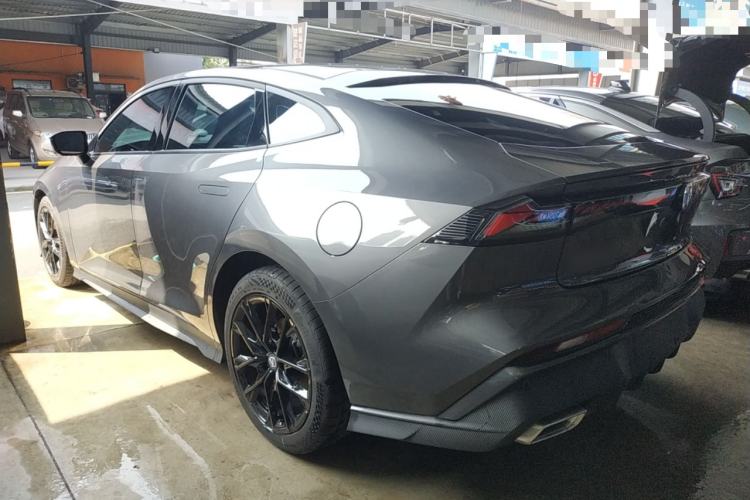 Used CHANGAN UNI-V 2024 1.5T Prestige Edition
