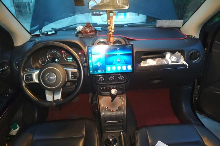 Used Jeep Compass 2013 2.0L two-wheel drive luxury version
