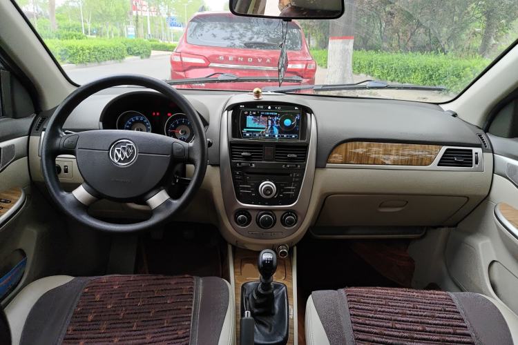 Used Buick Excelle 2015 1.5L Manual Classic Trim
