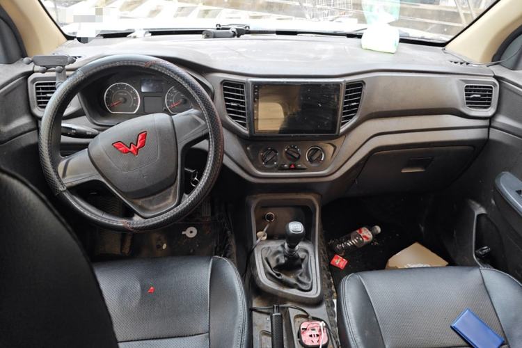 Used Wuling Hongguang V 2021 1.5L Jingqu Version LAR
