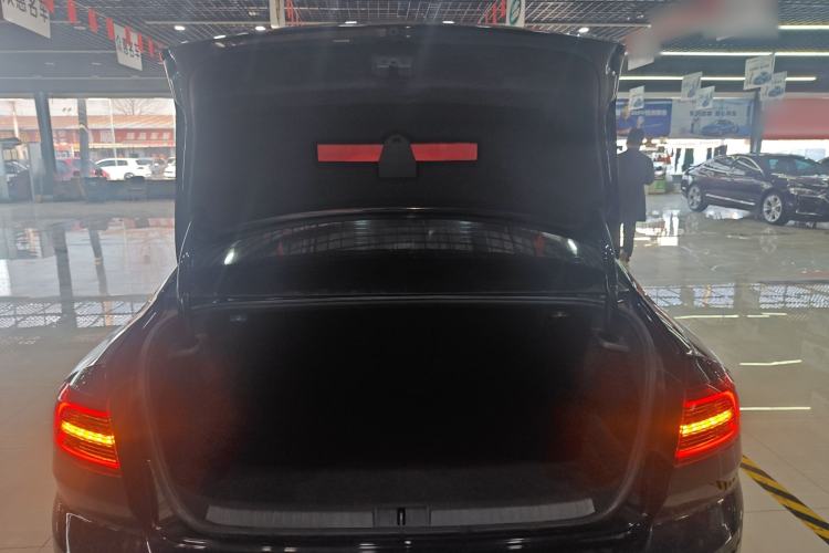 Used Volkswagen Magotan 2019 280TSI DSG Leading Model China VI Standard Trunk