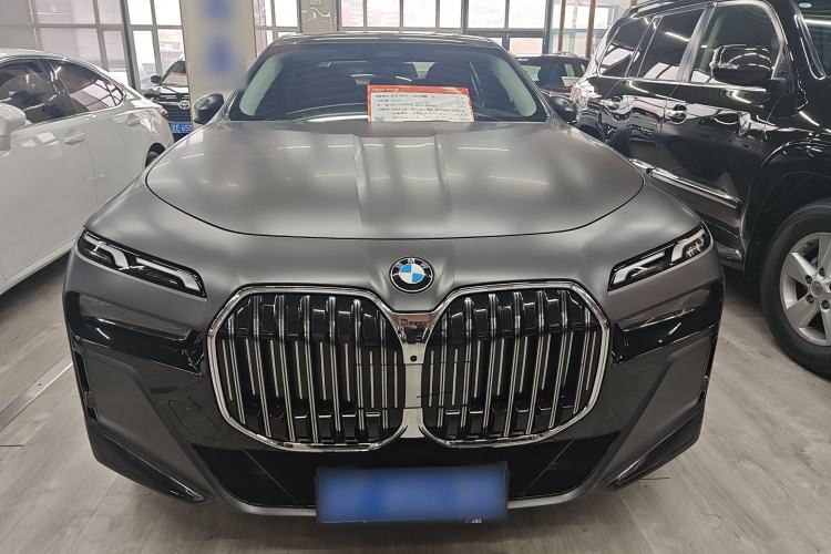 Used BMW 7 Series 2023 735Li M Sport Package
