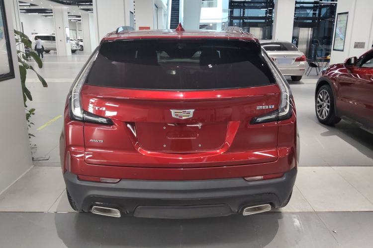 Used Cadillac XT4 2022 28T Four-Wheel Drive Platinum Edition