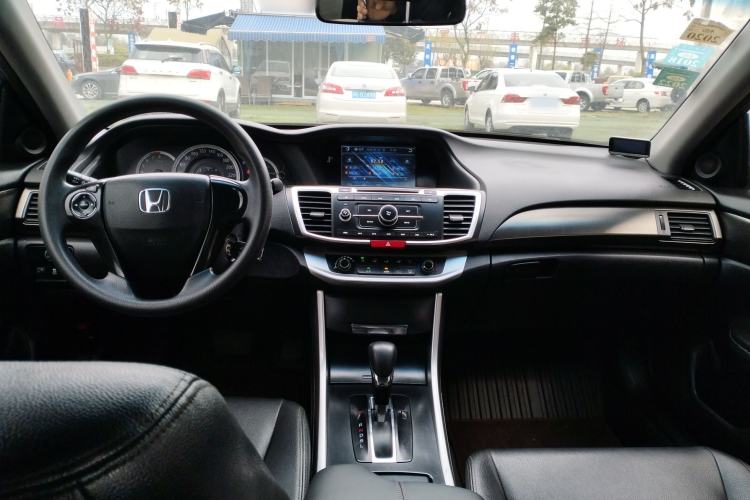 Used Honda Accord 2015 2.0L LX Comfort Edition
