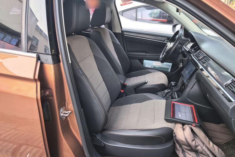 Used Volkswagen C-TREK 2018 1.5L Automatic Comfort Model