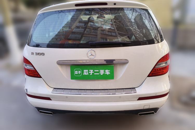Used Mercedes-Benz R-Class 2011 R 300 L Business Model