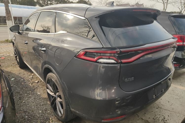 Used BYD Tang New Energy 2018 DM 2.0T All-Wheel Drive Smart Connectivity Luxury Model 7 Seats China V Emission Standard Exterior 2