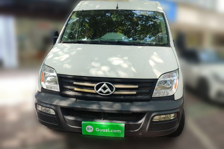 Used SAIC MAXUS Xintu V80 2019 2.5T Classic AMT Aoyuntong Short Wheelbase Mid-Roof 5/6-Seater