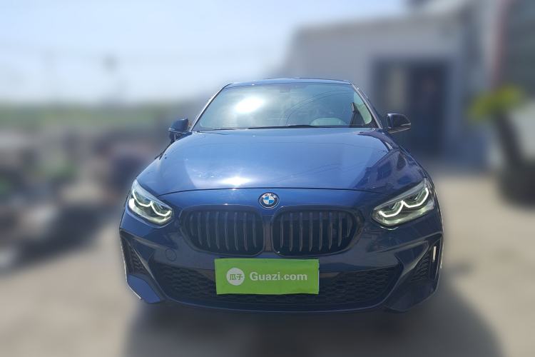 Used BMW 1 Series 2022 120i M Sport Night Edition Front