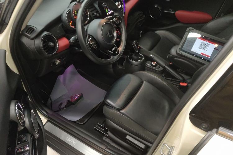 Used MINI 2018 1.5T COOPER Artist Five-Door Edition
