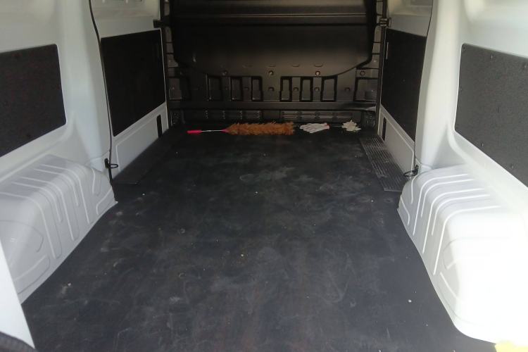 Used Ruichi EC75 2025 Model Passenger Vehicle Smart Driving Edition Pioneer I 41.5 kWh
