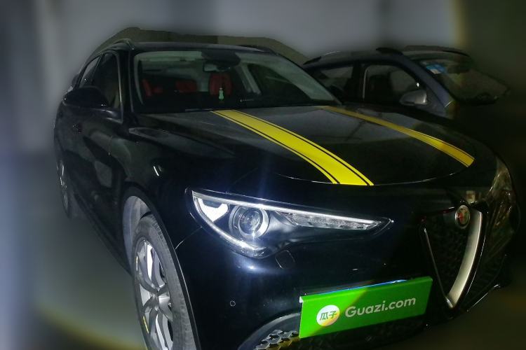 Used Alfa Romeo Stelvio 2017 2.0T 200HP Luxury Edition
