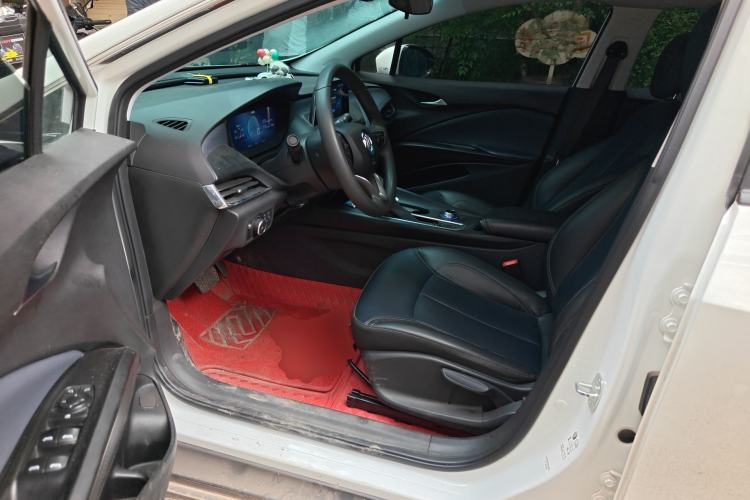 Used Buick Velite 6 2023 430km Range Commuter Version