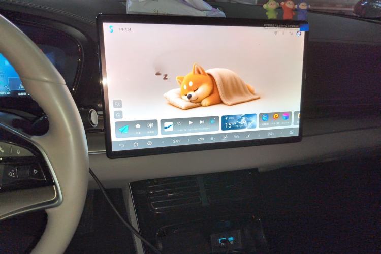 Used BYD Han 2024 EV Glory Edition 605KM Front-Wheel-Drive Premium Model
