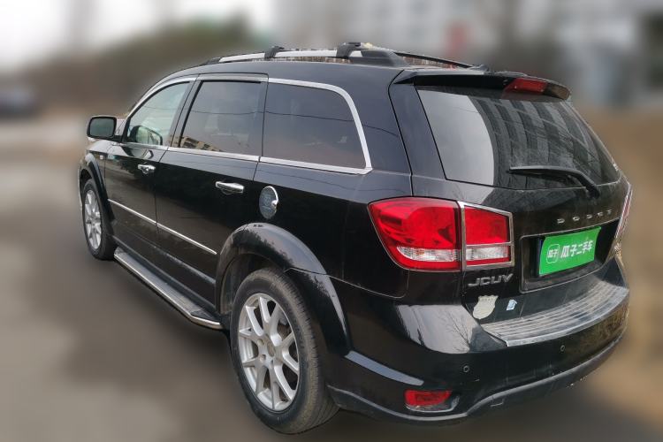 Used Dodge Journey 2013 2.4L Two-Wheel Drive Luxury Version