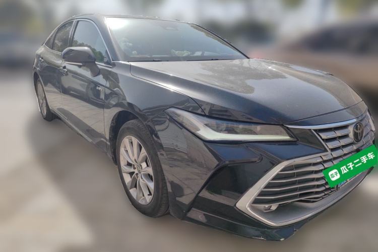 Used Toyota Avalon 2024 Dual-Motor 2.0L Premium Edition Front Right 45 Deg