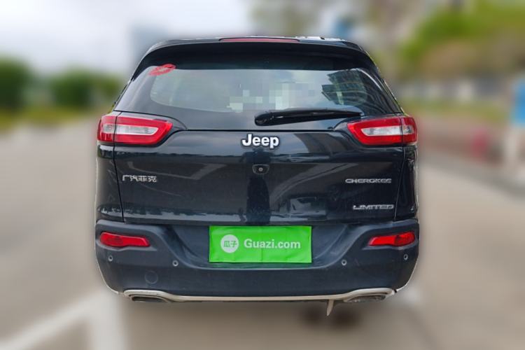 Used Jeep Cherokee 2017 2.4L Leading Smart Edition
