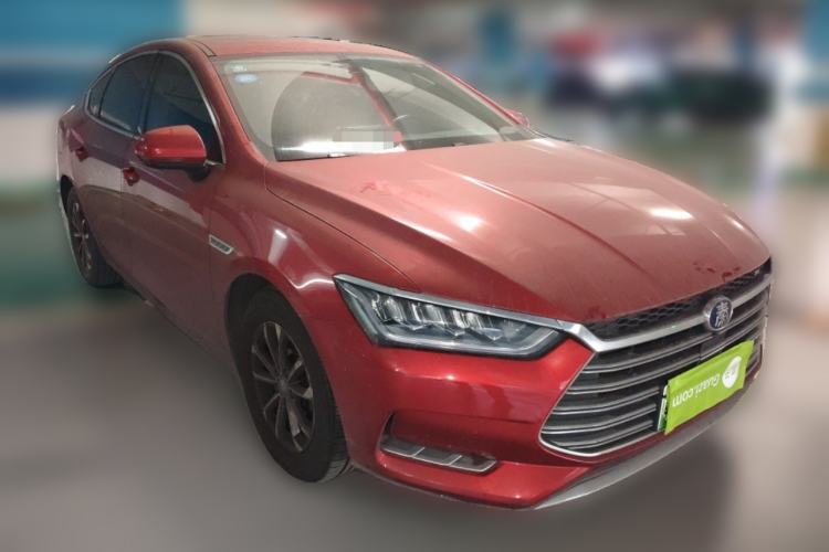 Used BYD Qin Pro New Energy 2019 DM Super Edition 1.5TI Automatic Smart Connect X-Trail Model China VI Standard Front Right 45 Deg