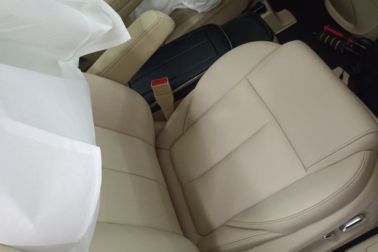 Used Buick GL8 2023 ES Lu Zun Deluxe Model