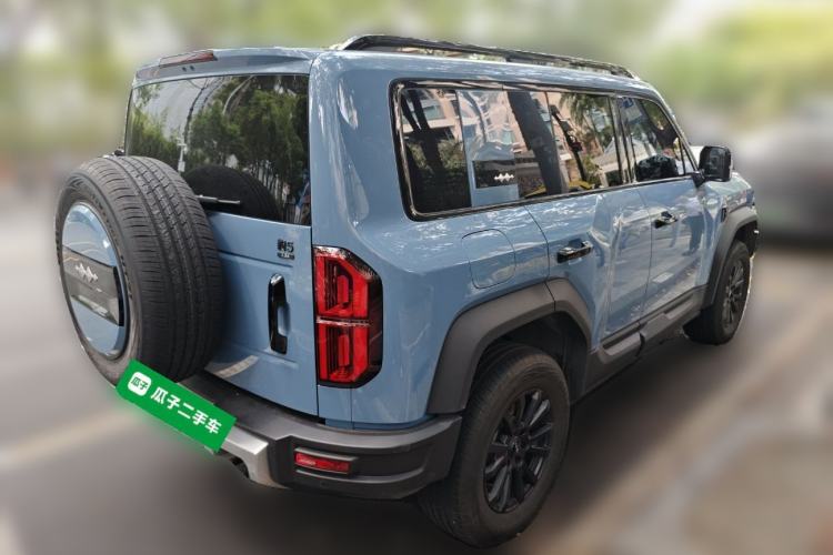 Used Formula Leopard 5 2023 Navigator Edition Rear Right 45 Deg