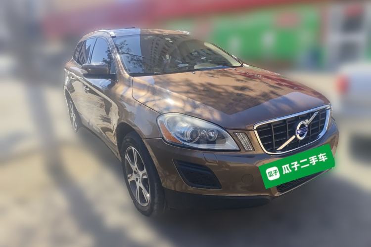 Used Volvo XC60 2012 T5 Comfort Edition Front Right 45 Deg