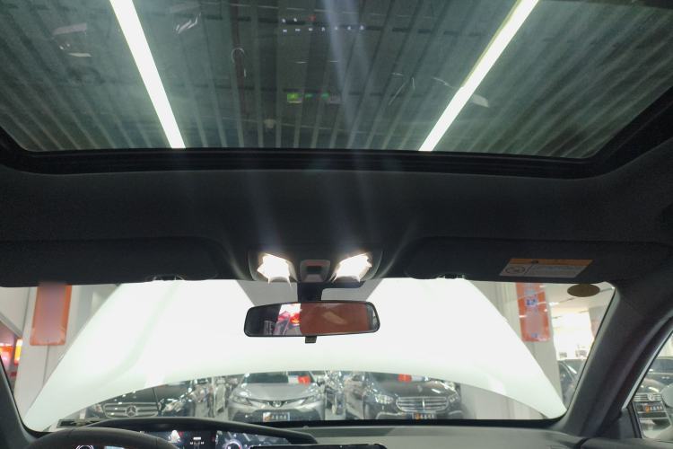 Used Changan UNI-V iDD 2023 Zhidian iDD 1.5T 113km Smart & Fun Version (Rapid Edition)
