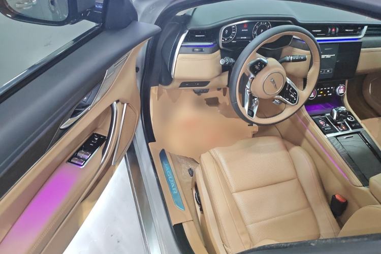 Used Jaguar XFL 2024 2.0T P250 Two-Wheel Drive Prestige Luxury Edition