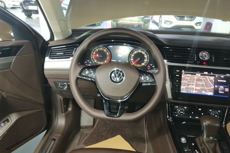 Used Volkswagen Phideon 2021 380TSI Luxury Edition Steering Wheel