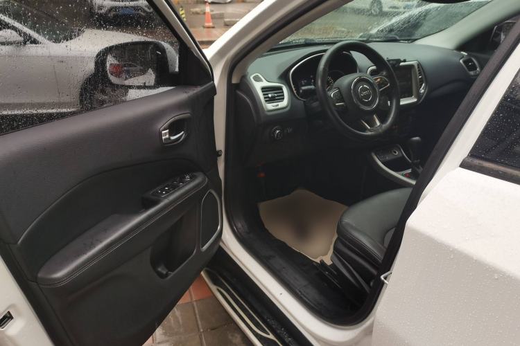 Used Jeep Compass 2017 200T Automatic Family Edition