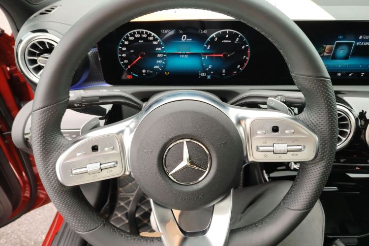 Used Mercedes-Benz A-Class 2021 A 200 L Sport Sedan Fashion Model
