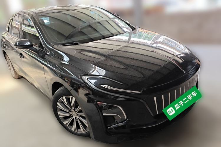 Used Hongqi E-QM5 2022 431 km Charge & Enjoy Edition
