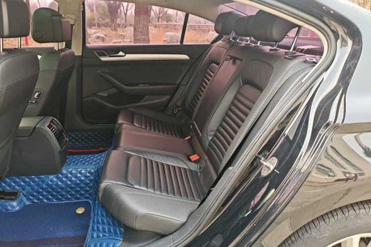 Used Volkswagen Magotan 2018 330TSI DSG Advanced Model Left Rear Seat