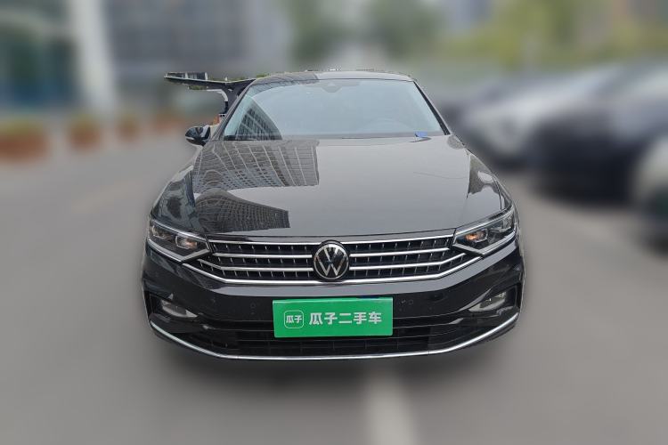 Used Volkswagen Magotan 2023 2 Million Units Commemorative Edition 330TSI DSG Luxury Version
