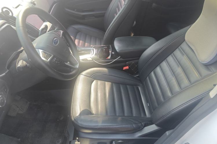 Used Ford Edge 2018 EcoBoost 245 Two-Wheel-Drive Titanium 7-Seater China V Standard
