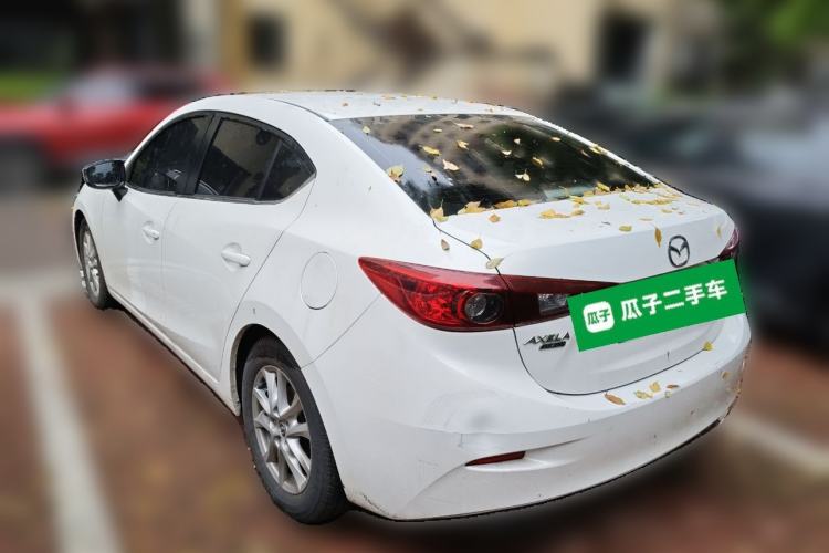 Used Mazda 3 Axela 2016 Sedan 1.5L Automatic Comfort Model