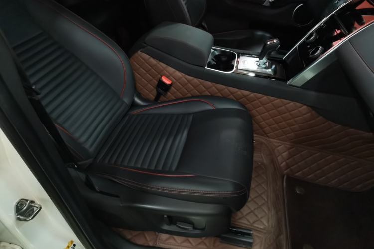 Used Land Rover Discovery Sport 2020 249 PS R-Dynamic Performance Edition